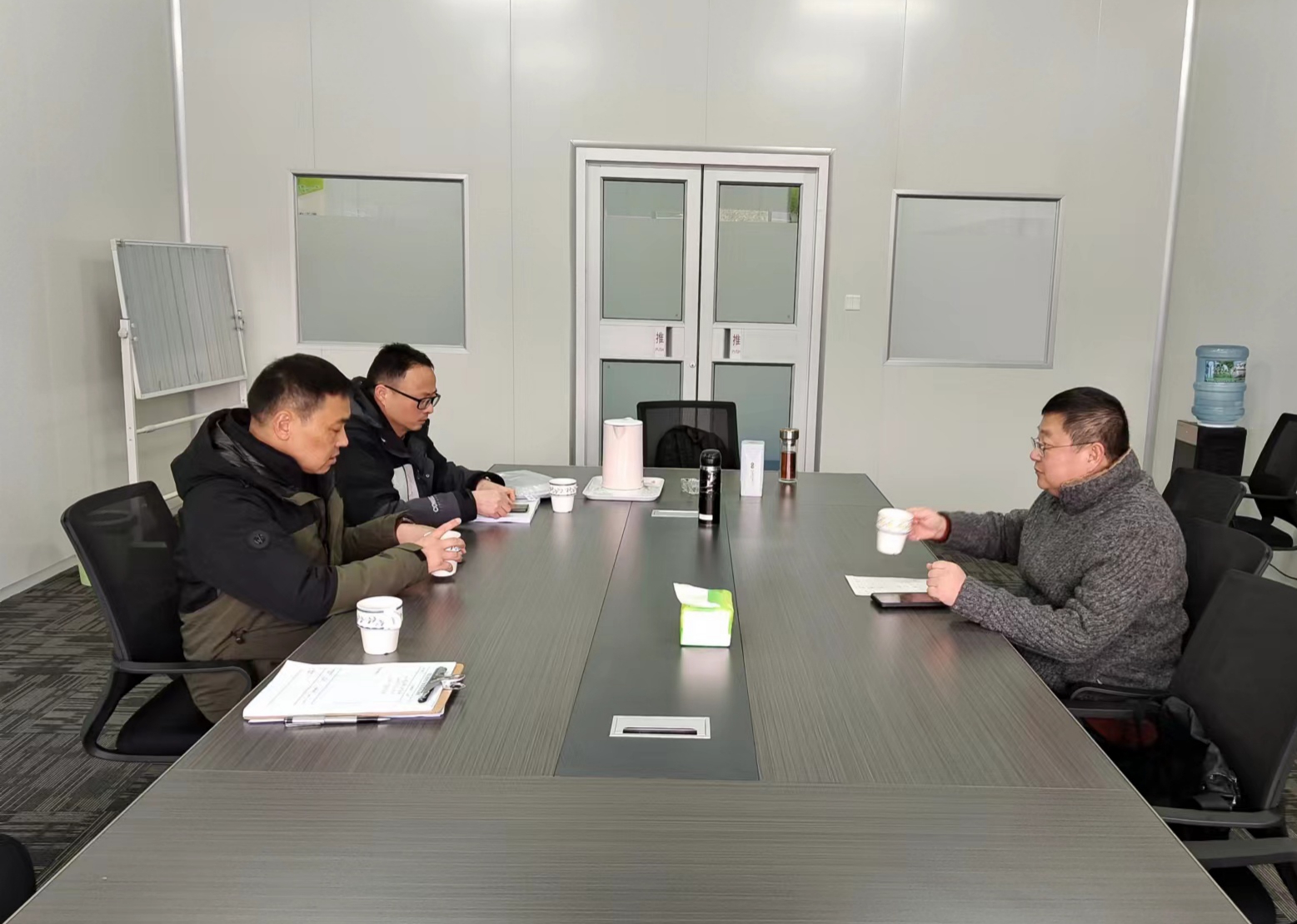 強(qiáng)化安全底線，筑牢安全防線