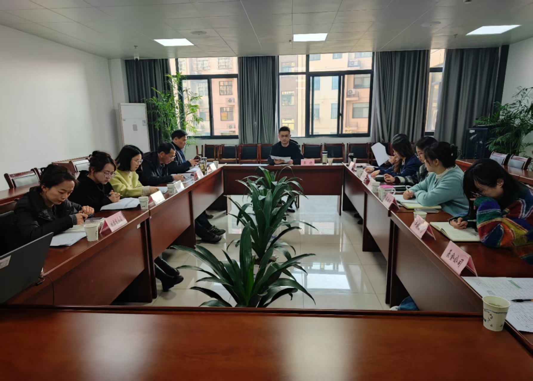 屯溪區(qū)國投集團(tuán)召開2026年資金調(diào)度暨經(jīng)營預(yù)算編制工作會(huì)議